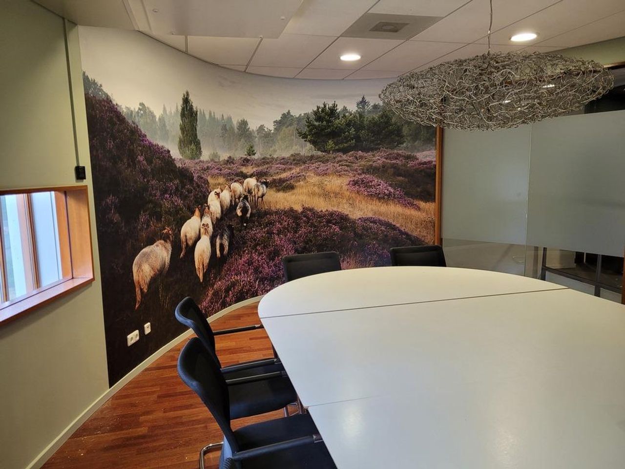 Nunspeet  Meeting room Veluwezaal - Boardroom 1.10 image 1