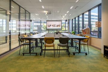 Colombes Creative Meeting Coworking spaces Green Mood image 0