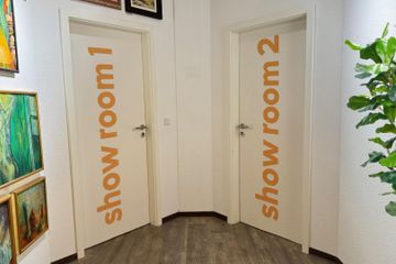 Hamburg Offsite Meeting Showroom showroom image 1