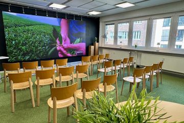 Hamburg Offsite-Meeting Studio showroom image 7