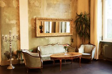 Berlin Offsite Meeting Außergewöhnliche Locations Ballhaus Wedding image 13