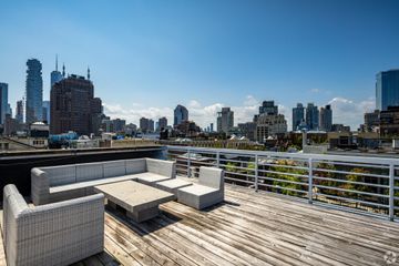 New York  Loft Luxury SoHo Duplex Penthouse image 2