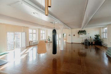 Berlin Meetingraum Egnoka Akademie Shaolin Etage image 1