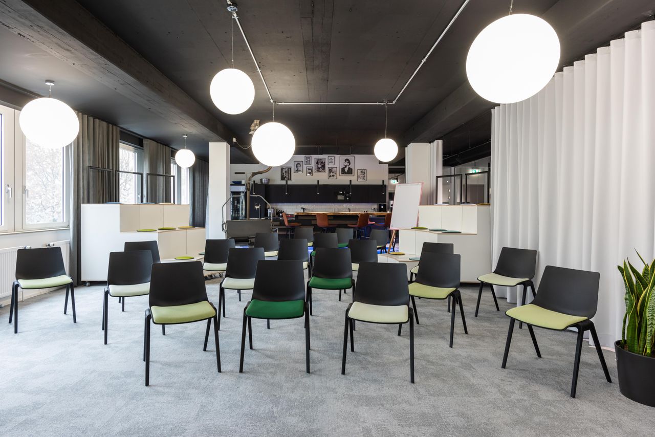 Stuttgart Coworking Workshop spaces Tagungsraum- und Konferenzraum image 8