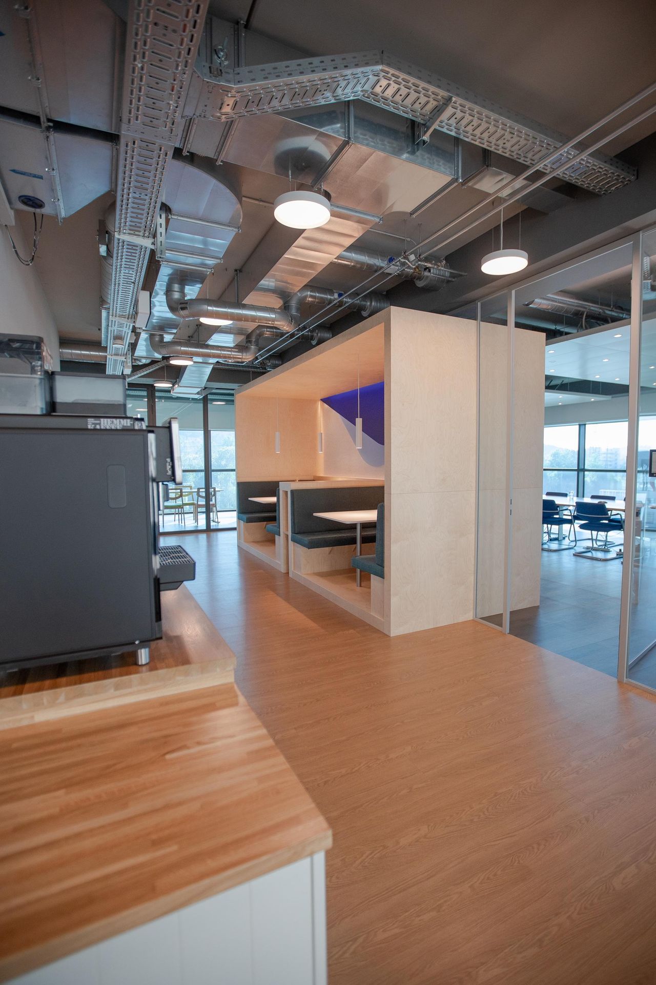 Wallisellen  Office spaces Wallisellen R4 - Meetingraum image 3