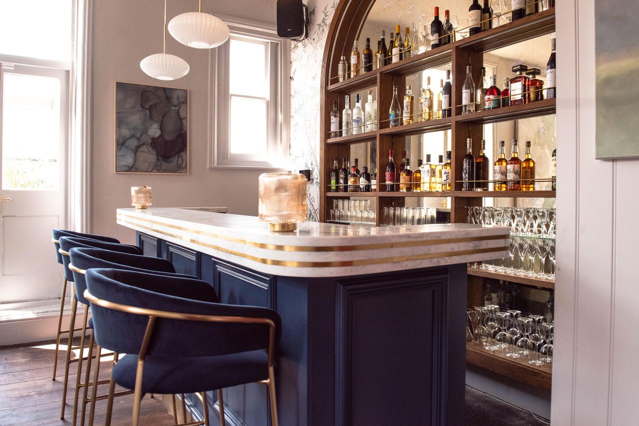 London  Unusual venue The Cocktail Bar image 3