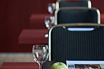 Bonn Offsite Meeting  Salon Lenné  image 10