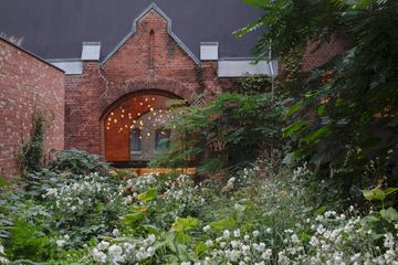 Berlin  Conference hotel LOVIS Restaurant & Bar image 0