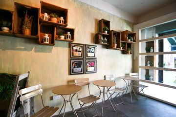 London Office space Matrix Cafe image 3