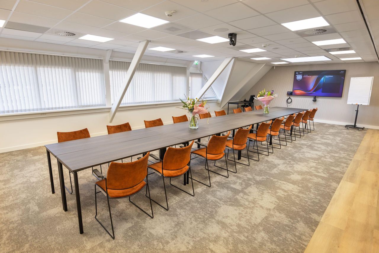 Nunspeet  Meeting room 12. Huib van de Vecht - Vergaderzaal image 9