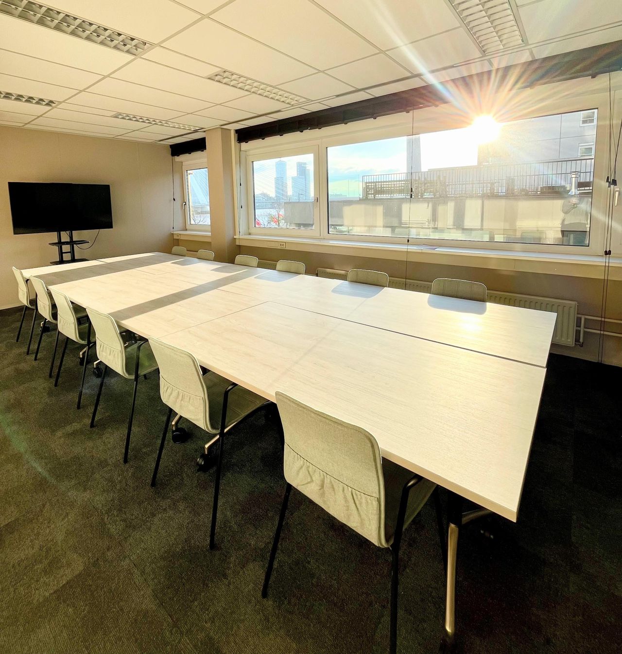 Rotterdam Coworking Meeting rooms Volledige coworking image 2