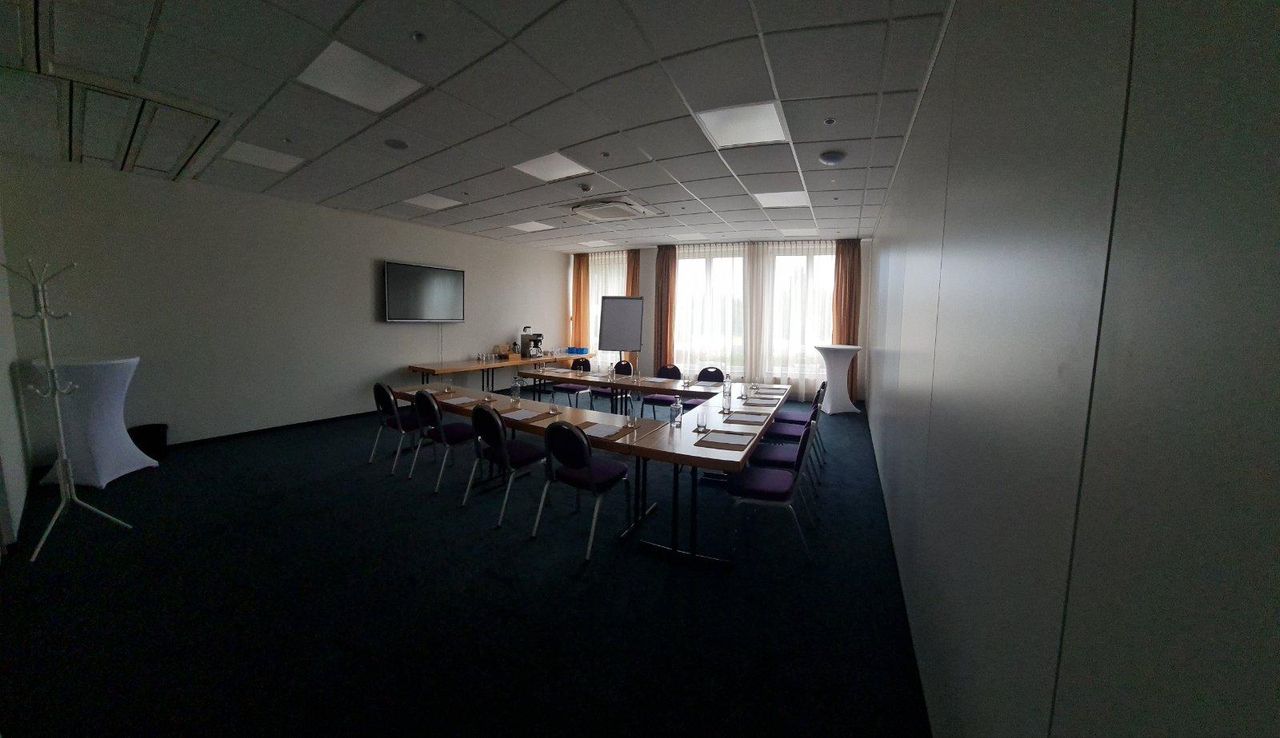 Rest of the World  Seminar room Tagungsraum Sofia 1 image 0
