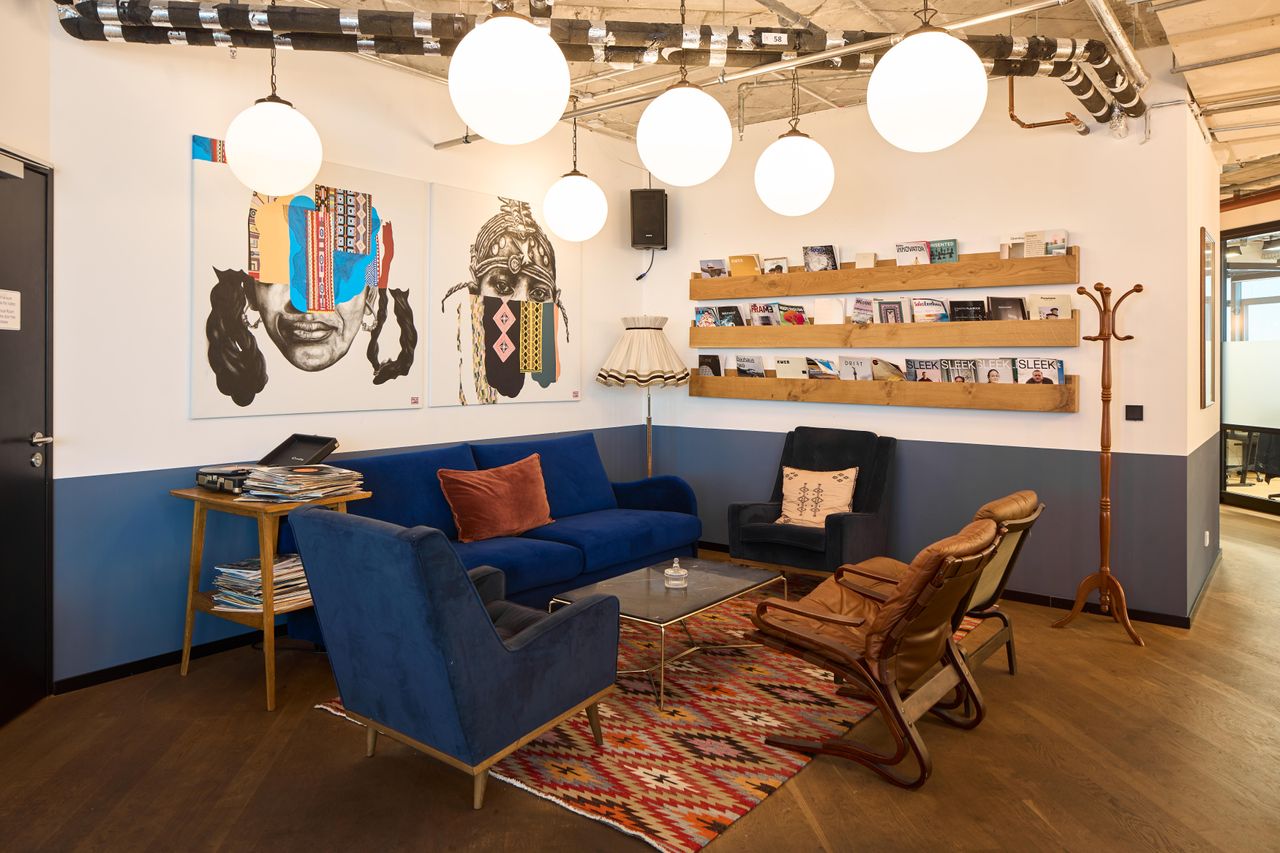 Frankfurt  Coworking space Meeting Room M21 image 1