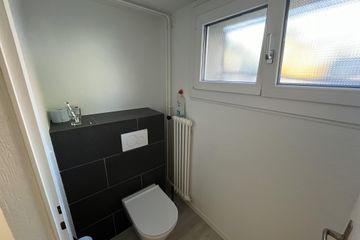 Rest der Welt Workspace Dübendorf Station Office image 4