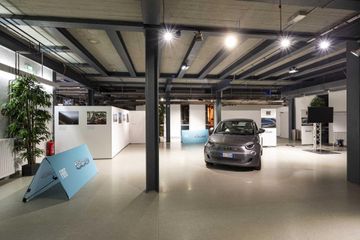 Rest of the World Offsite Meeting Off-Location Foyer image 4