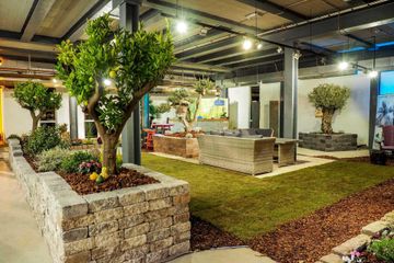 Rest of the World Offsite Meeting Off-Location Foyer image 2