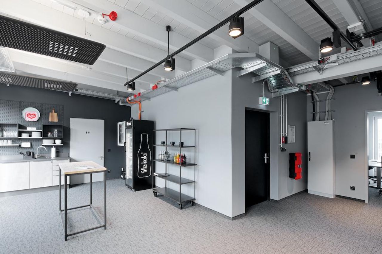 Leipzig  Day offices WorkLoft - Team Office image 2