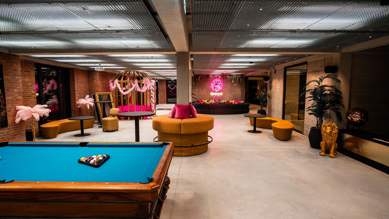 Hamburg  Eventlocation Roooar Room 