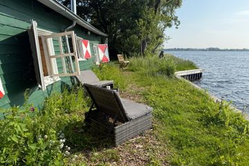 Amsterdam  Unusual venue Veenhut Island Retreat image 1