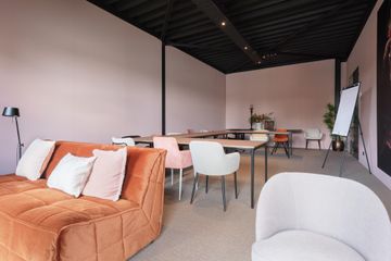 Zwolle Business center Pink L image 4