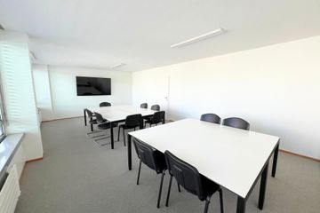 Zug Meeting rooms Helvetic Institute image 1