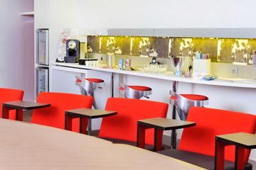 Rueil-Malmaison  Evenementenzaal Salle de réunion image 2