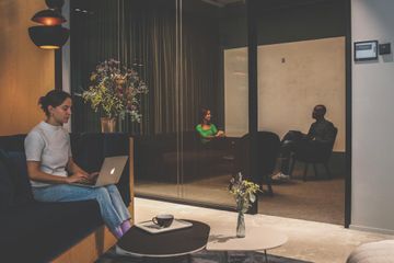 Zürich Coaching Salotto image 3