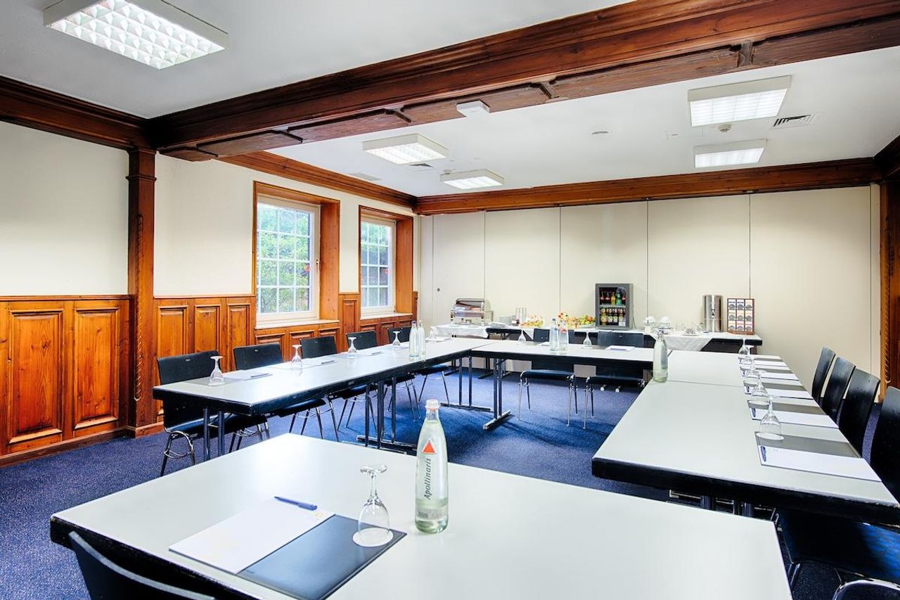 Rest der Welt  Veranstaltungsraum Dahliensaal 5 image 0