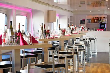 Hamburg Offsite Meeting Außergewöhnliche Locations Eventschiff MS KOI image 3