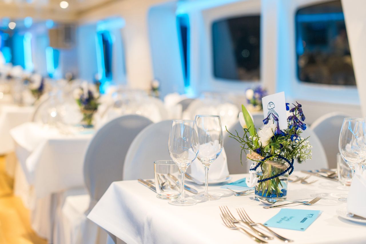 Hamburg Offsite Meeting Außergewöhnliche Locations Eventschiff MS KOI image 13