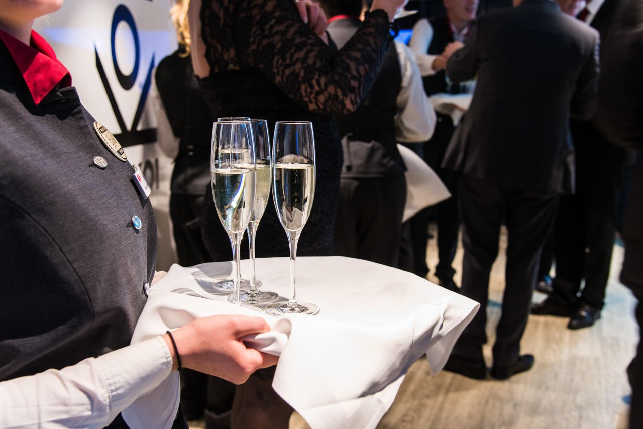 Hamburg Offsite Meeting Außergewöhnliche Locations Eventschiff MS KOI image 27