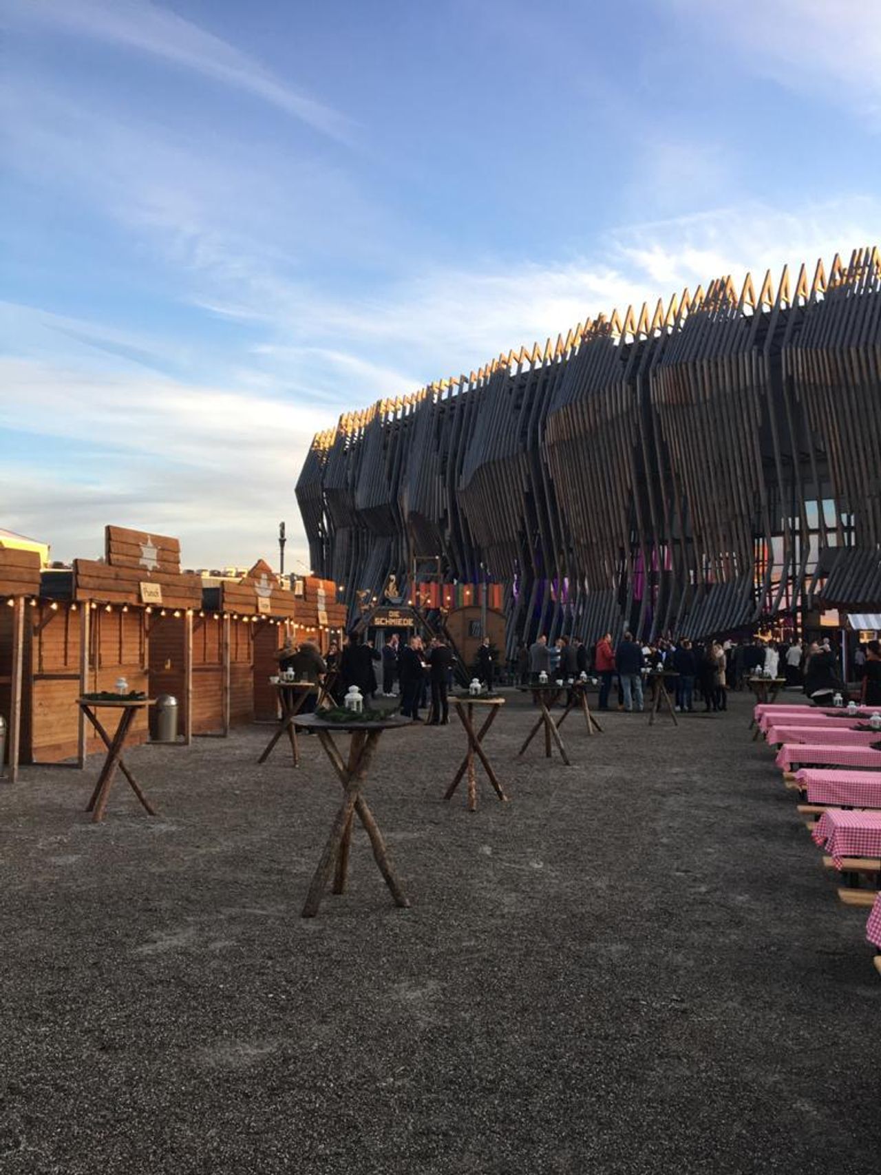 München Christmas Party Open Air Location CAVALLUNA Park image 13