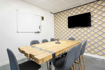 Rest of the World Meeting room Mayflower image 0