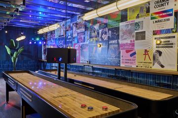 Berlin Creative Meeting Party room Shuffleboard Bar image 4