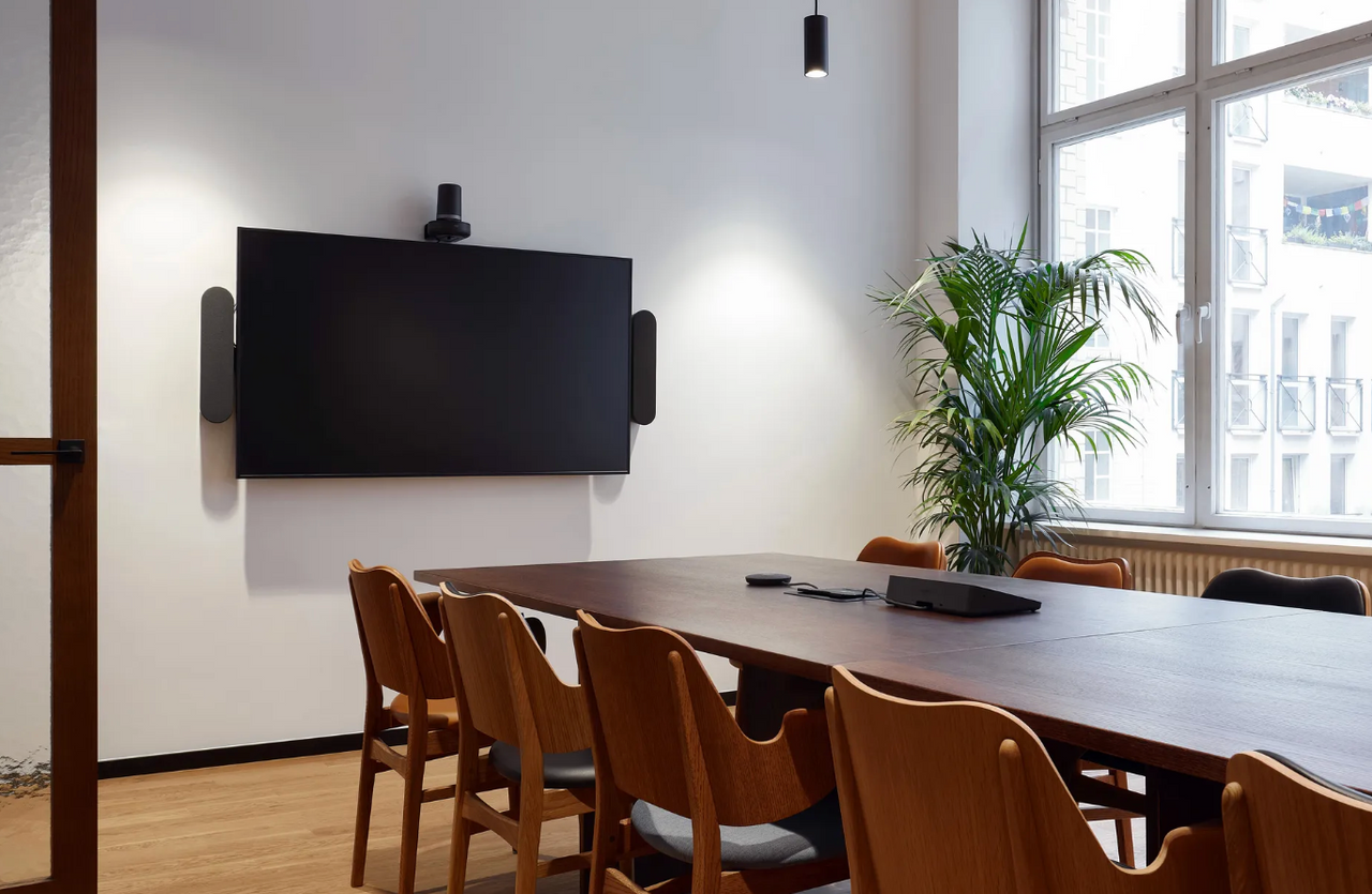 Rest der Welt  Coworking spaces Meeting Room M11 image 1