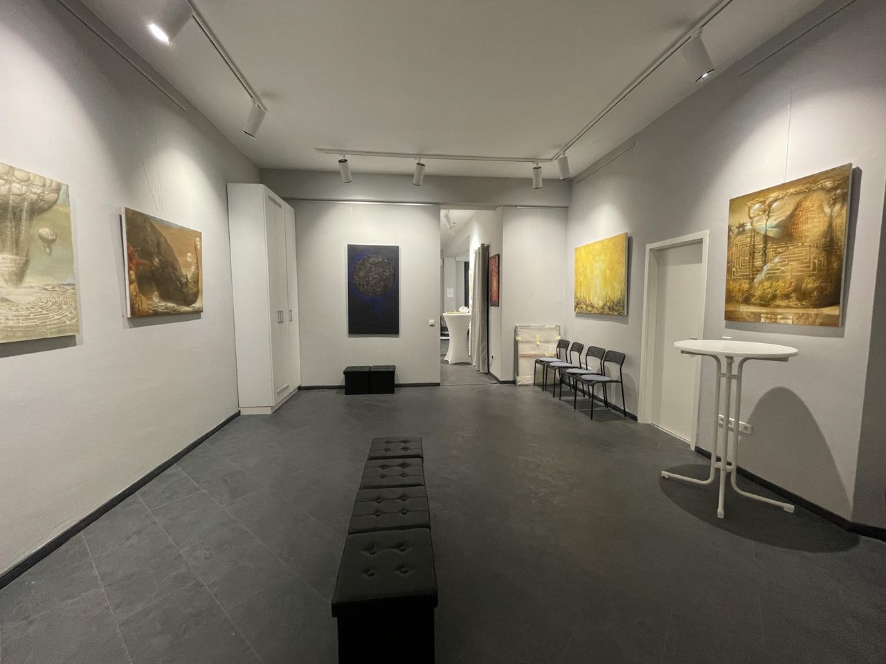 Berlin  Gallery Vorona Galerie image 3