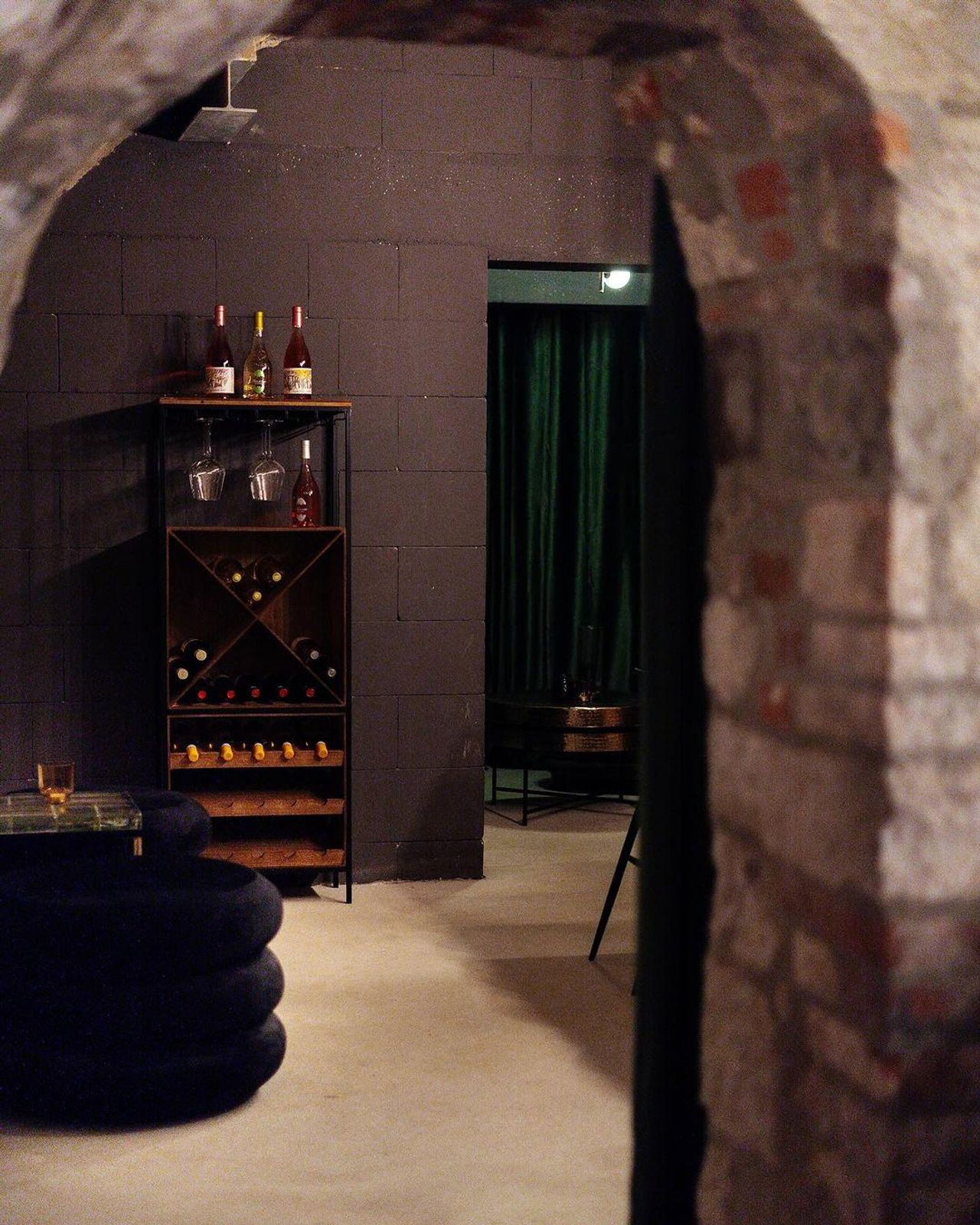 Stuttgart  Atelier Vinoteca image 2