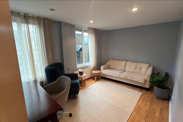 London Consulting Room Magnolia Room image 0