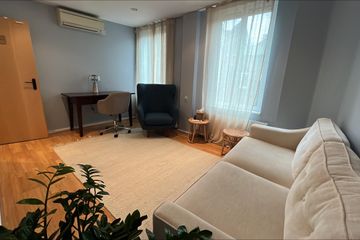 London Consulting Room Magnolia Room image 2