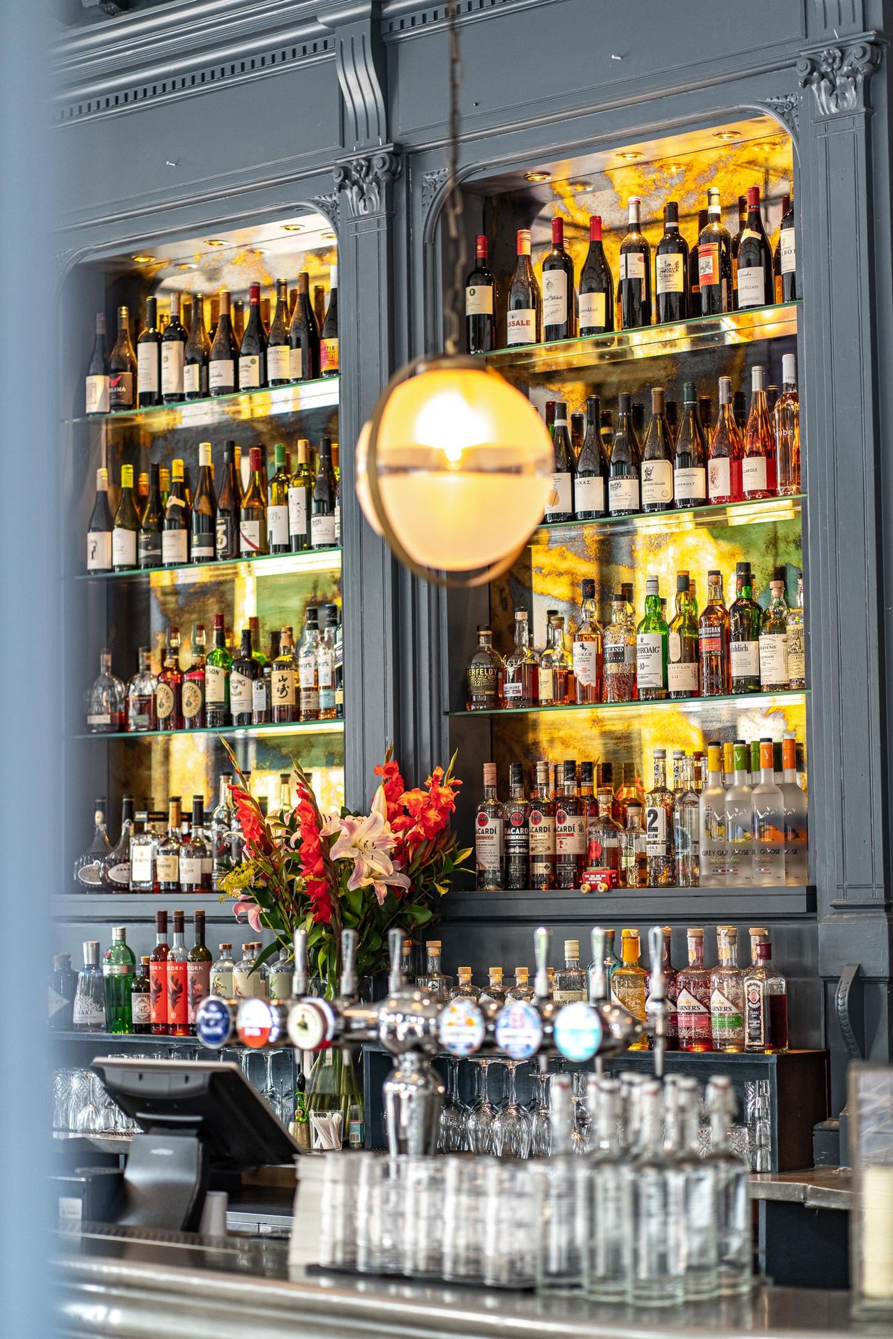 London  Restaurant The Hero Of Maida image 9