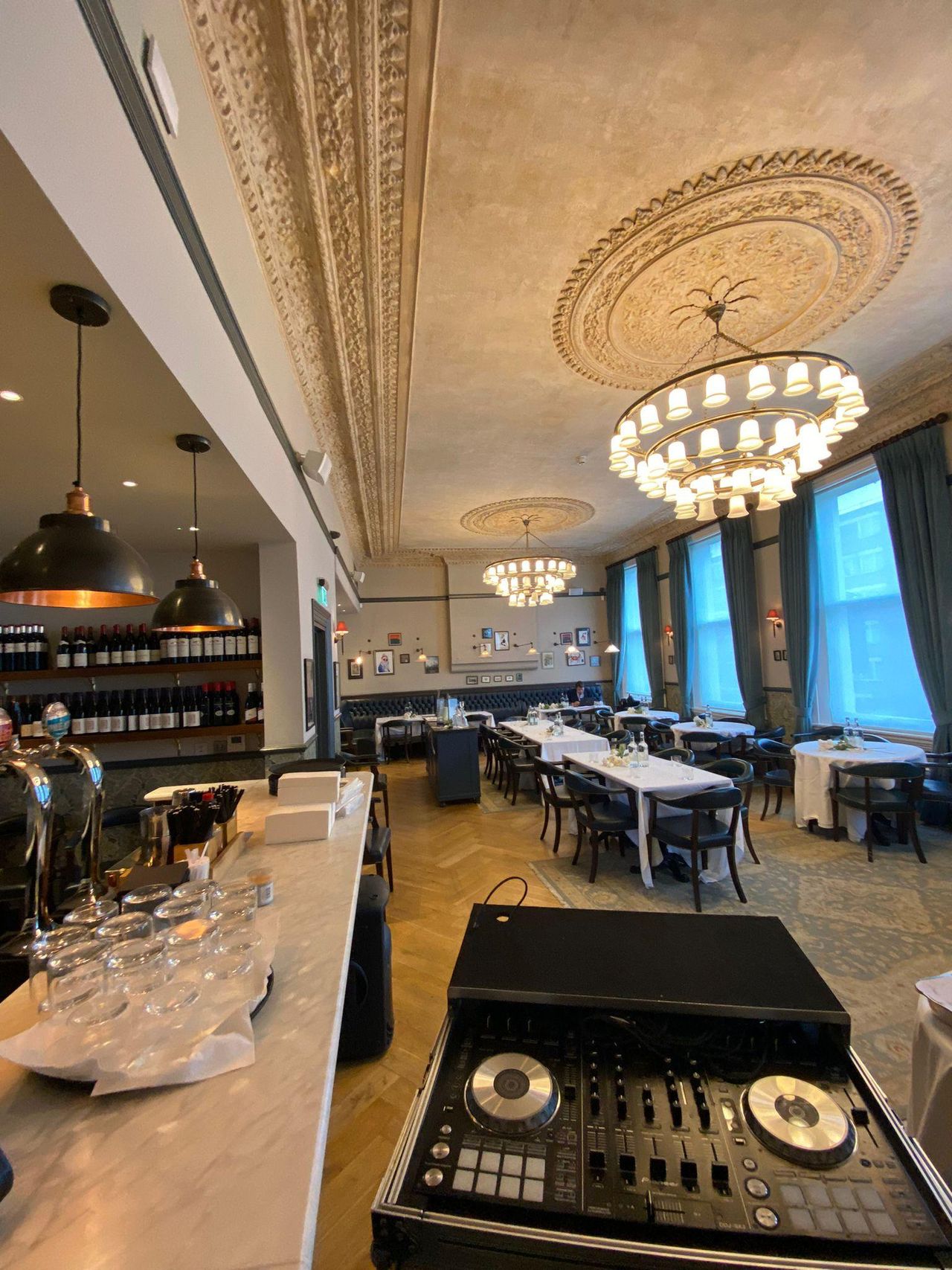 London  Restaurant The Hero Of Maida image 11
