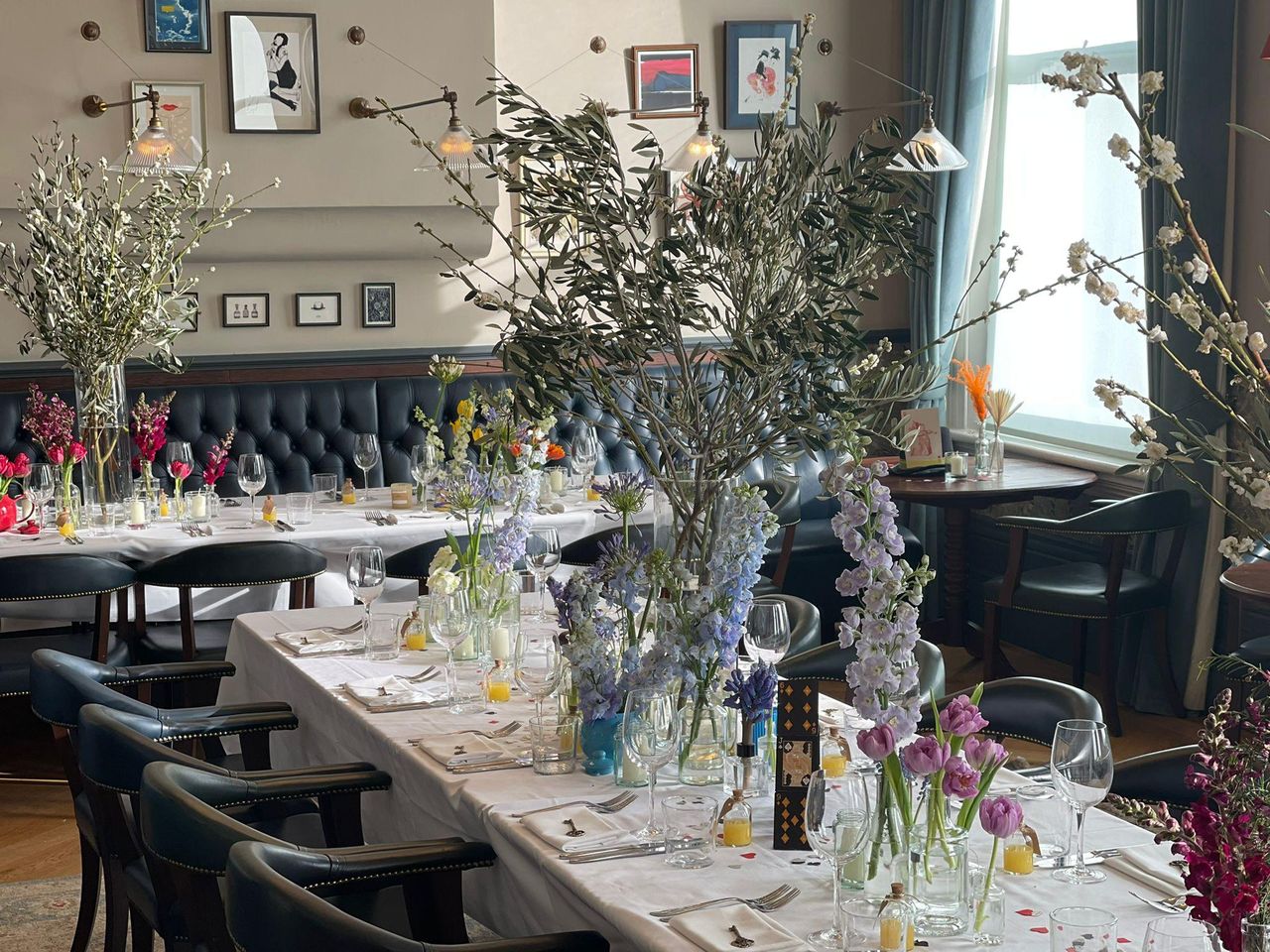 London  Restaurant The Hero Of Maida image 22