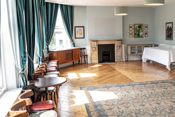 London Restaurant The Hero Of Maida image 36