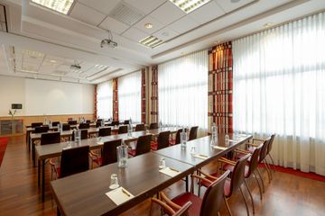 Berlin Offsite-Meeting Function Room Die Zwillinge zusammen- Spener Fliedner image 3