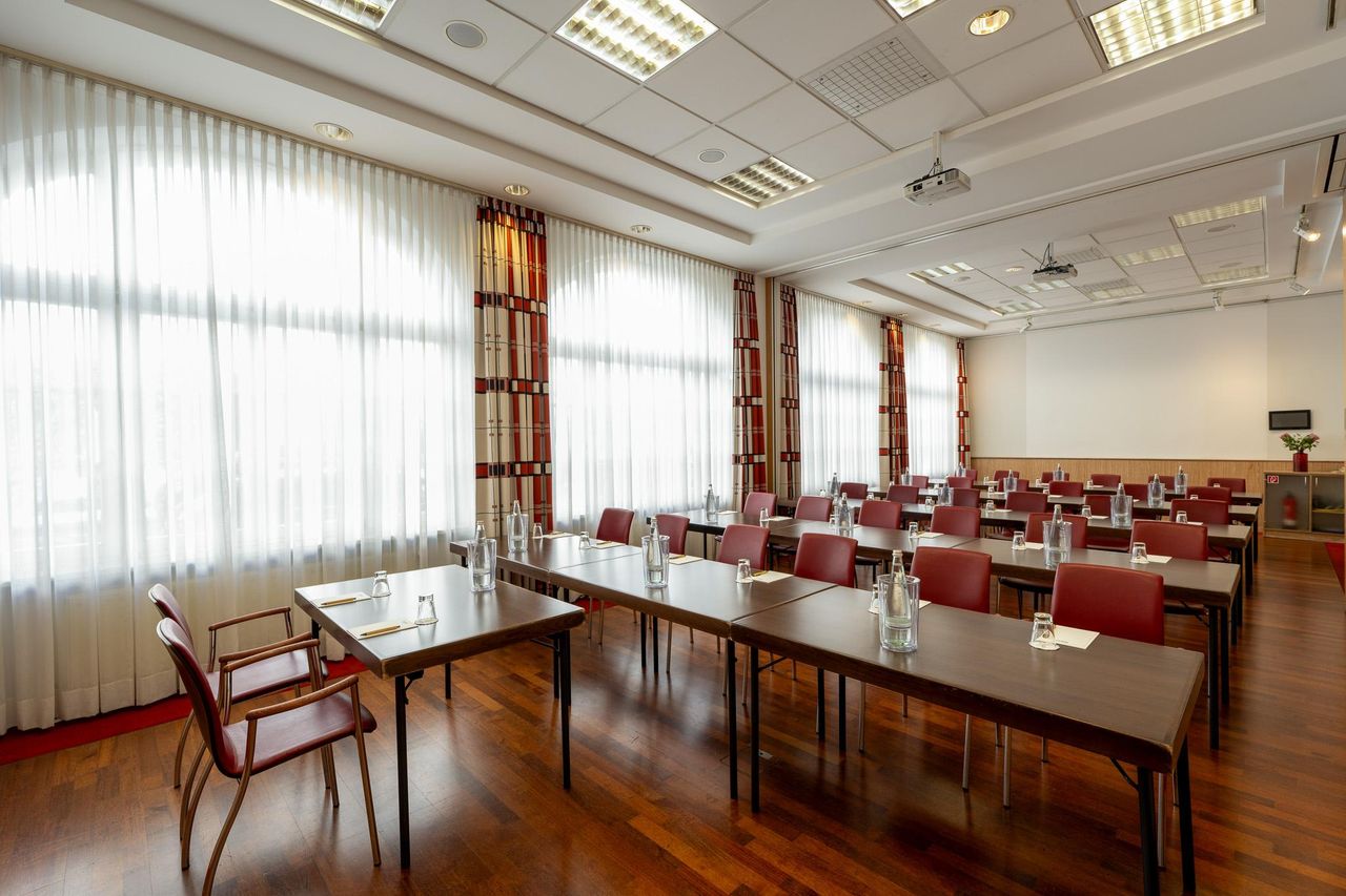 Berlin Offsite-Meeting Function Room Die Zwillinge zusammen- Spener Fliedner image 5