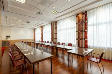 Berlin Offsite-Meeting Function Room Die Zwillinge zusammen- Spener Fliedner image 6