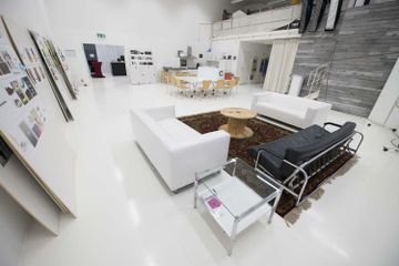 Fürth Kreatives Meeting Photostudio Gesamtes Studio image 14