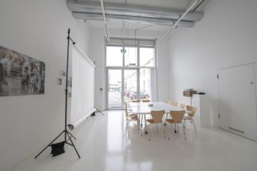 Fürth Kreatives Meeting Photostudio Gesamtes Studio image 16