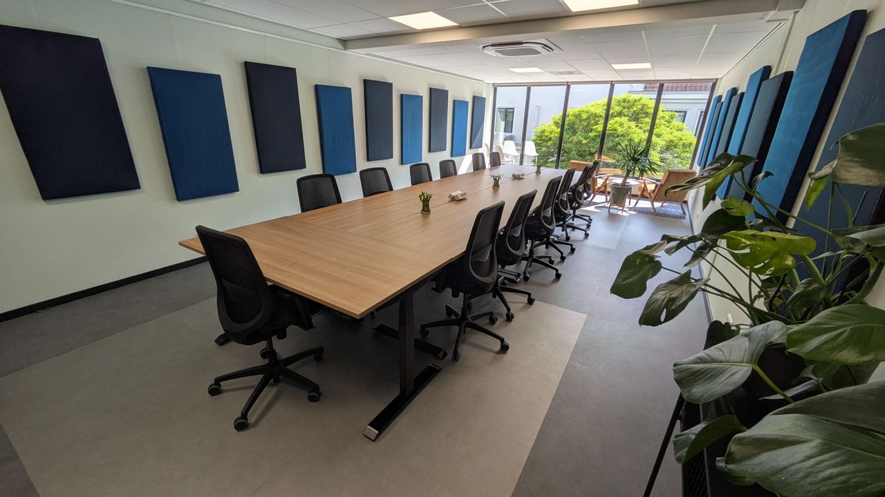 Rijswijk  Kantoorruimte Conference Room for 14 image 2