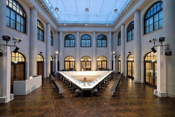 Berlin Offsite Meeting  Historische Kassenhalle image 10